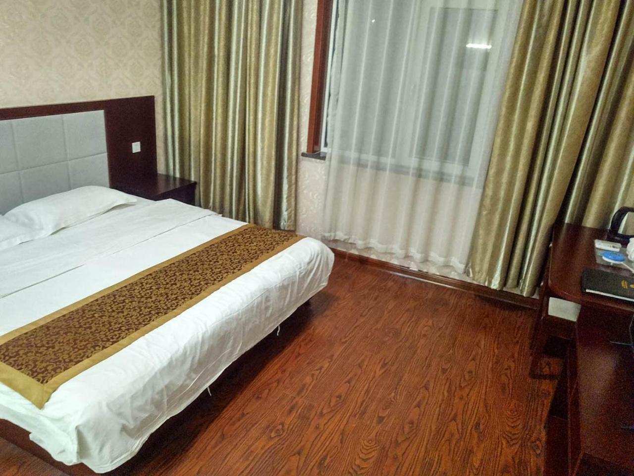 Beijing Gongmei Blue Peacock Business Hotel Ngoại thất bức ảnh