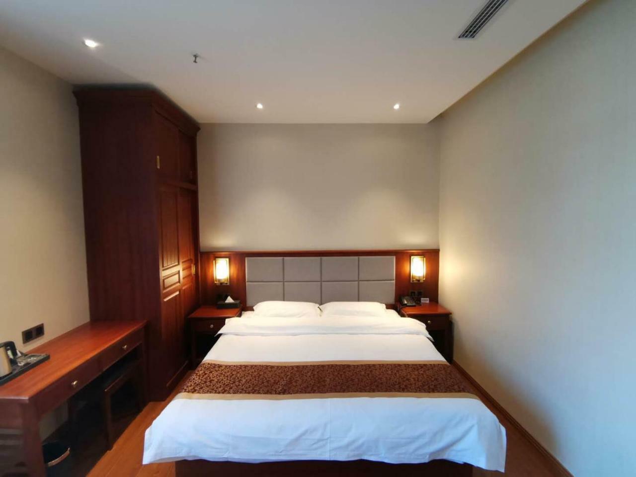 Beijing Gongmei Blue Peacock Business Hotel Ngoại thất bức ảnh