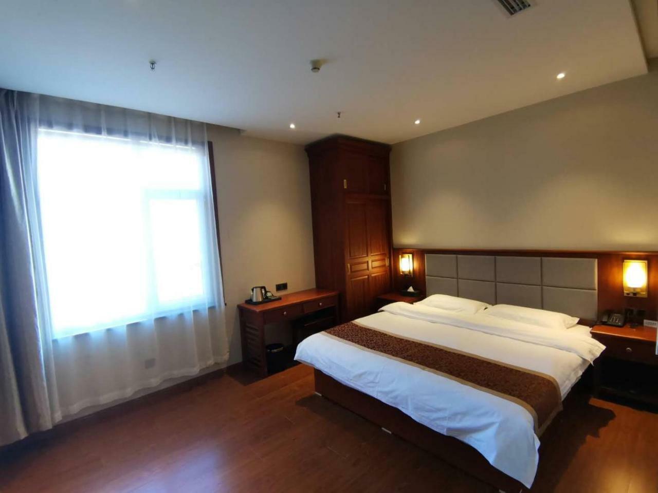 Beijing Gongmei Blue Peacock Business Hotel Ngoại thất bức ảnh